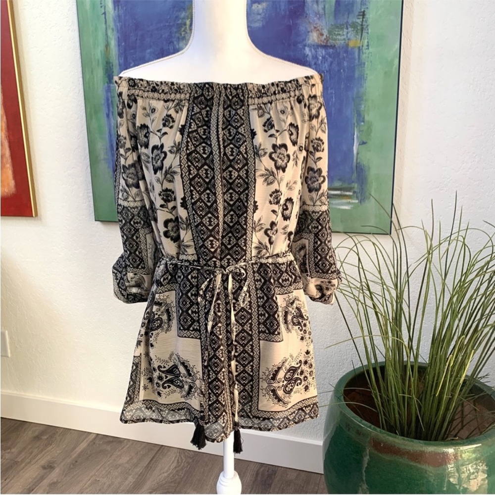 Daniel Rainn off shoulder Black and Cream Floral Tunic